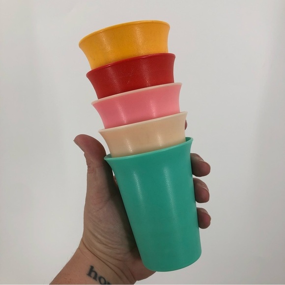 Tupperware Vintage Children’s tumbler flared 109-44 0906 - Picture 1 of 6
